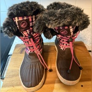 Tamarack | Girls Pink Plaid Lined Winter Boots w/Pink Bungee Lace, Size 3